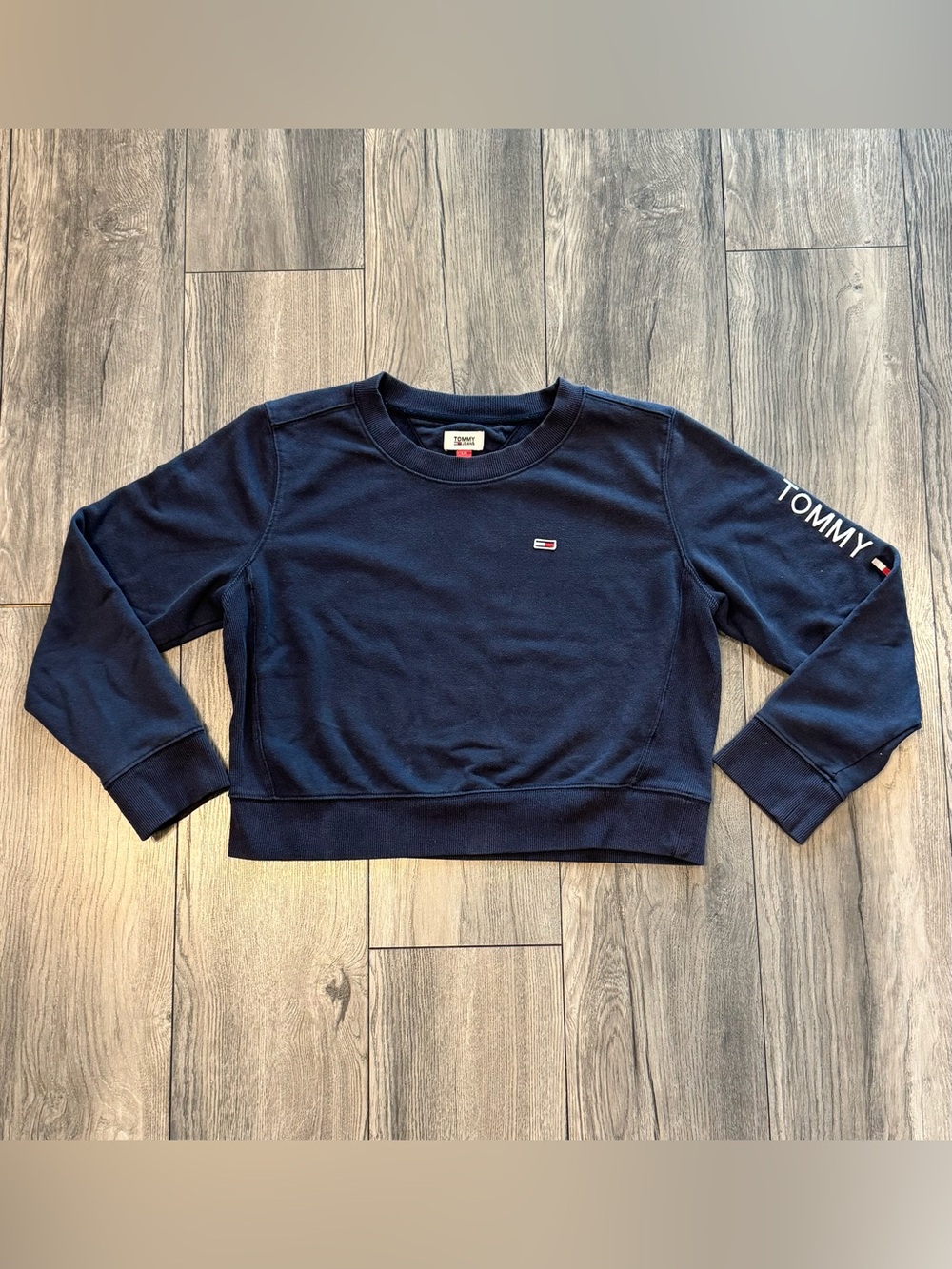 Tommy Jeans Navy Logo Sleeve Cropped Sweatshirt Women’s Large